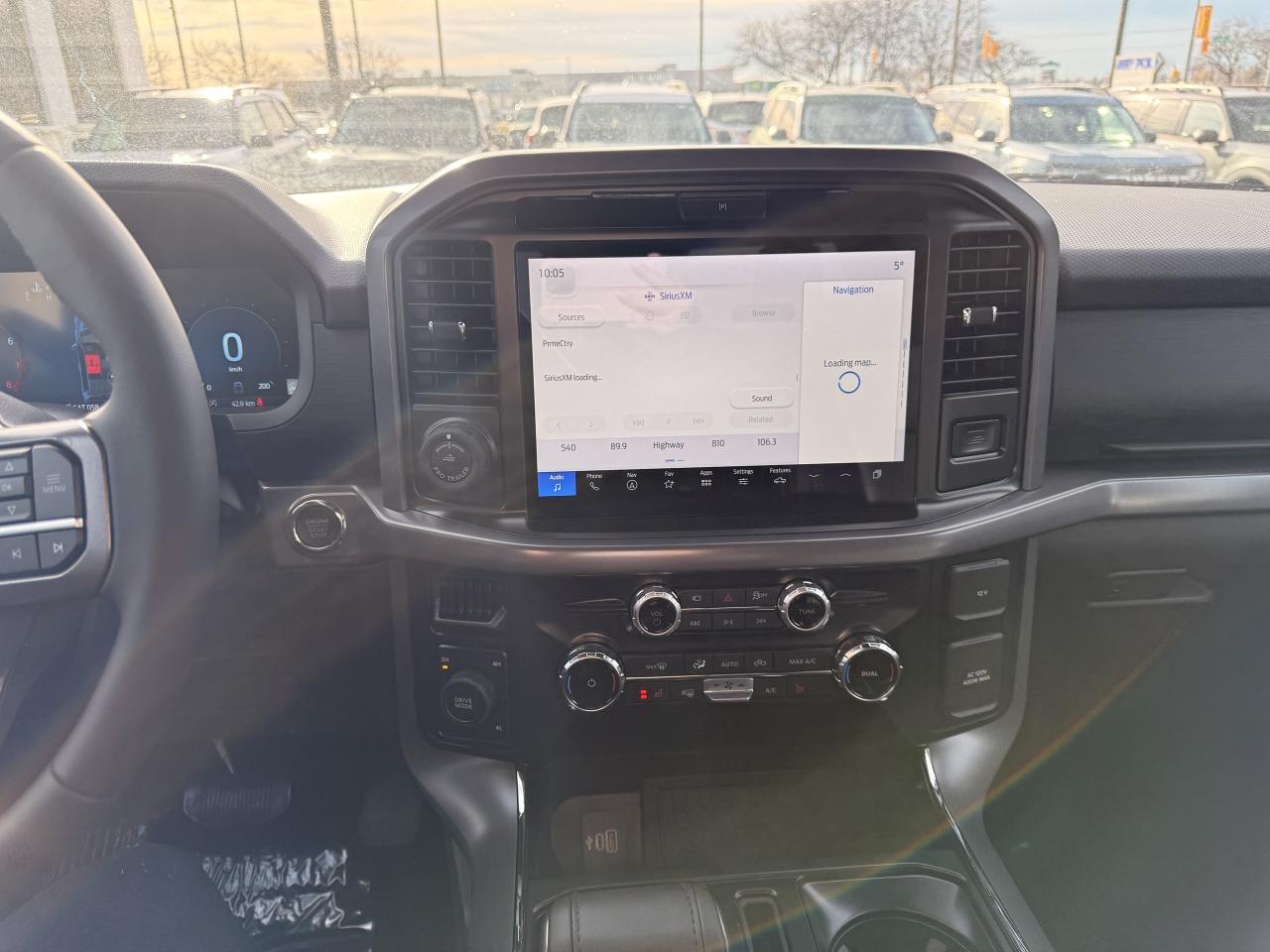 2025 Ford F-150 XLT Photo