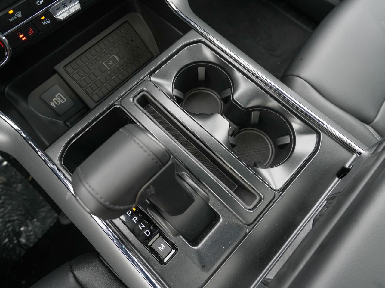 2025 Ford F-150 XLT/4X4/BLACK PKG/ WHAT A DEAL! Photo