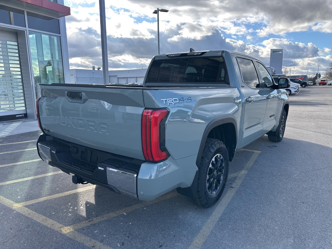 2026 Toyota Tundra TRD OFFROAD Photo4