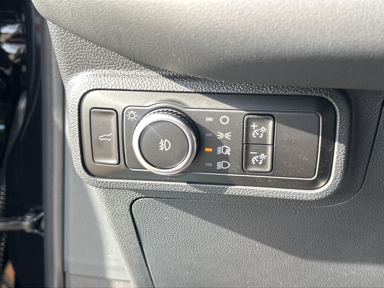 2026 Ford Explorer ST-Line Photo