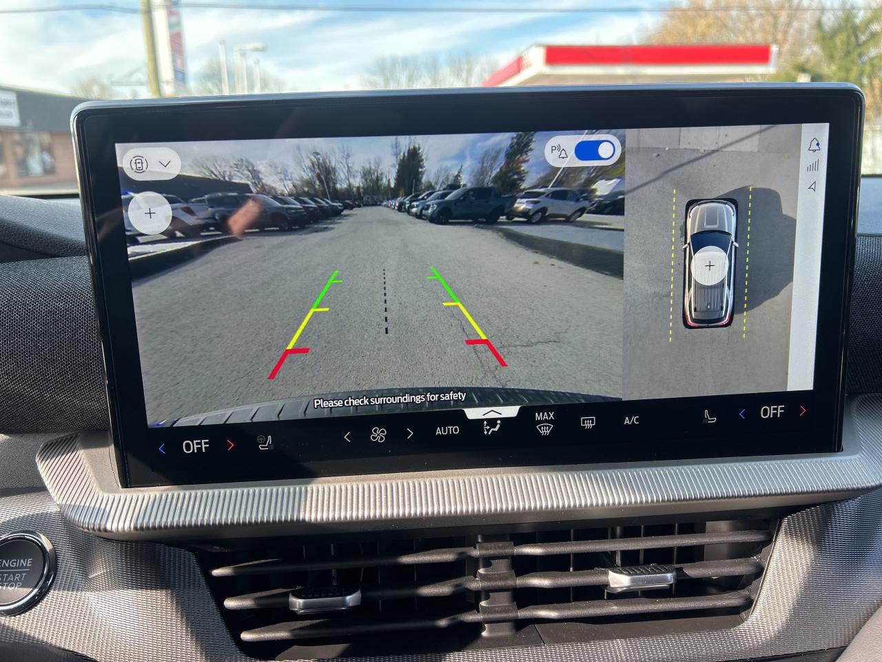 2026 Ford Explorer ST-Line Photo