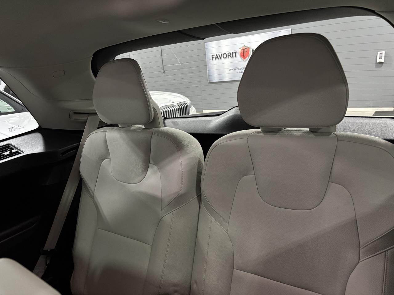 2024 Volvo XC90 B6 Plus Bright Theme|AWD|7PASSENGER|NAV|WOOD|+++ - Photo #11