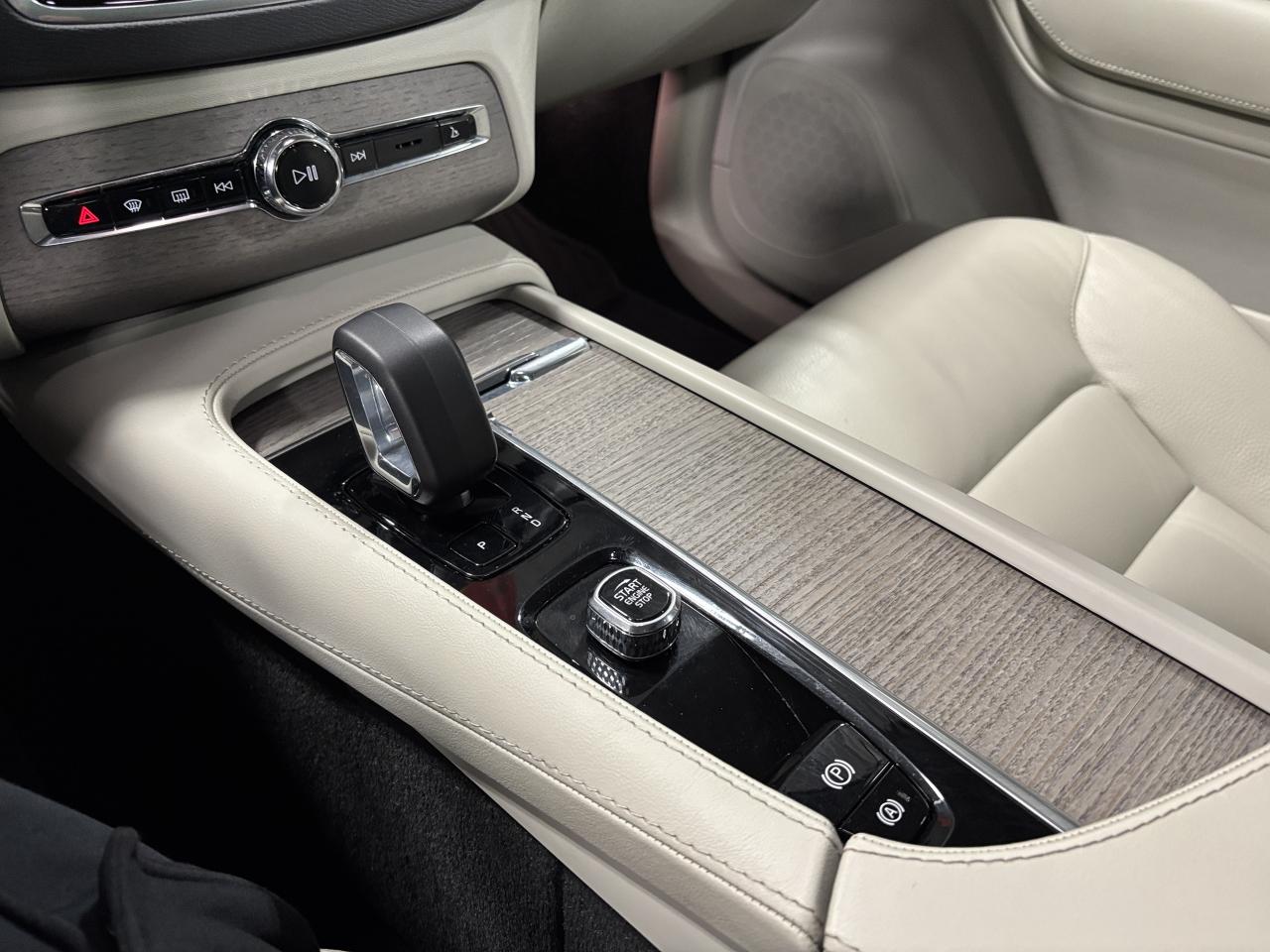 2024 Volvo XC90 B6 Plus Bright Theme|AWD|7PASSENGER|NAV|WOOD|+++ - Photo #22