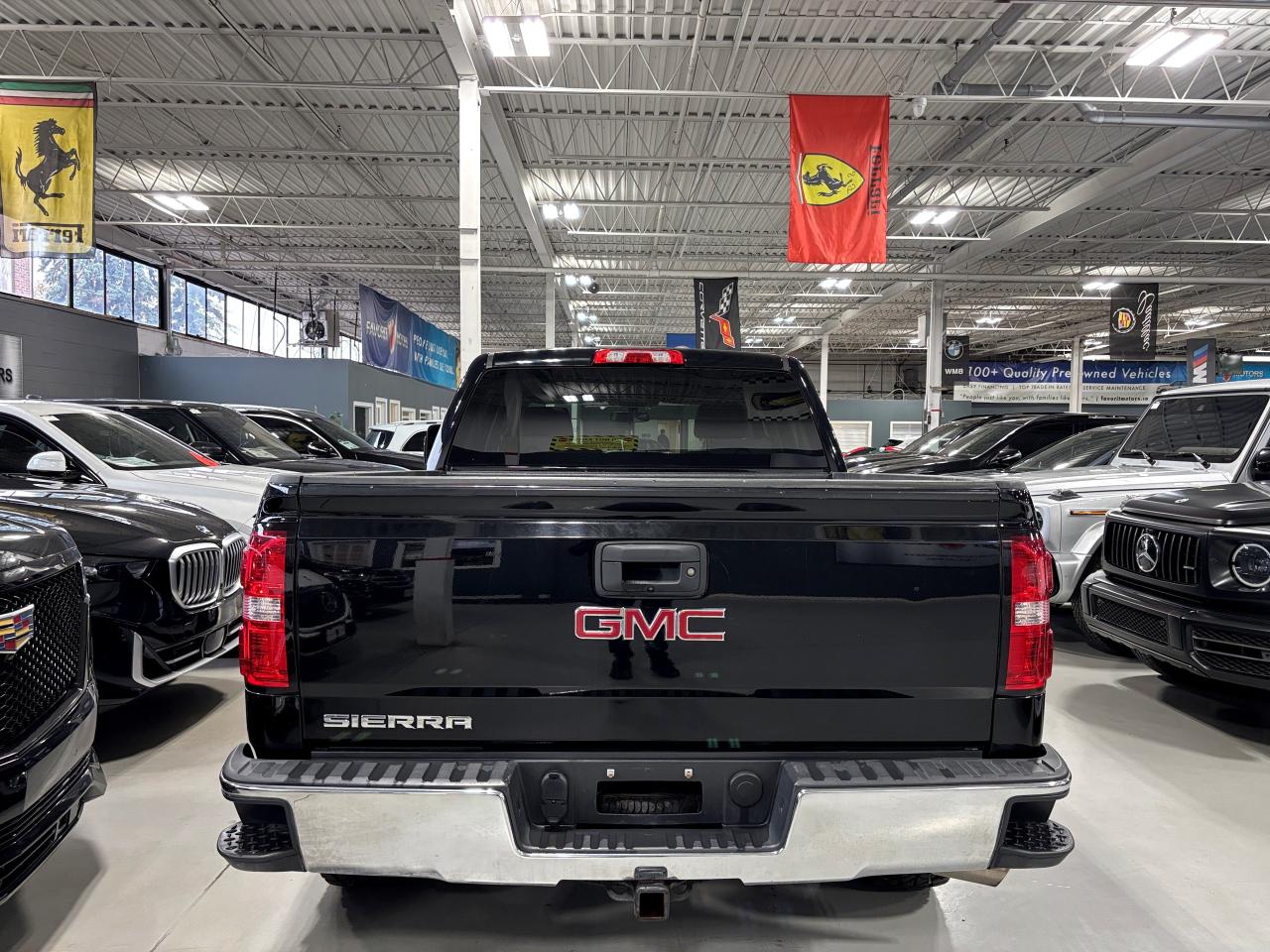 2017 GMC Sierra 1500 V8|4WD|CREWCAB|6SEATER|PENDALINER|BACKUPCAMERA|+++ - Photo #5