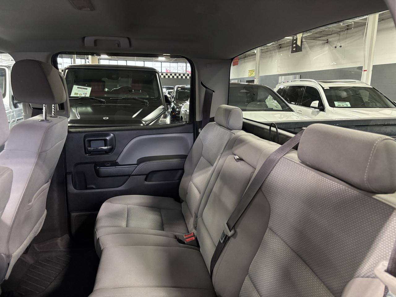 2017 GMC Sierra 1500 V8|4WD|CREWCAB|6SEATER|PENDALINER|BACKUPCAMERA|+++ - Photo #8