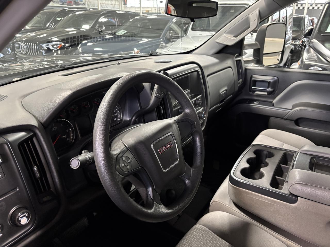 2017 GMC Sierra 1500 V8|4WD|CREWCAB|6SEATER|PENDALINER|BACKUPCAMERA|+++ - Photo #13