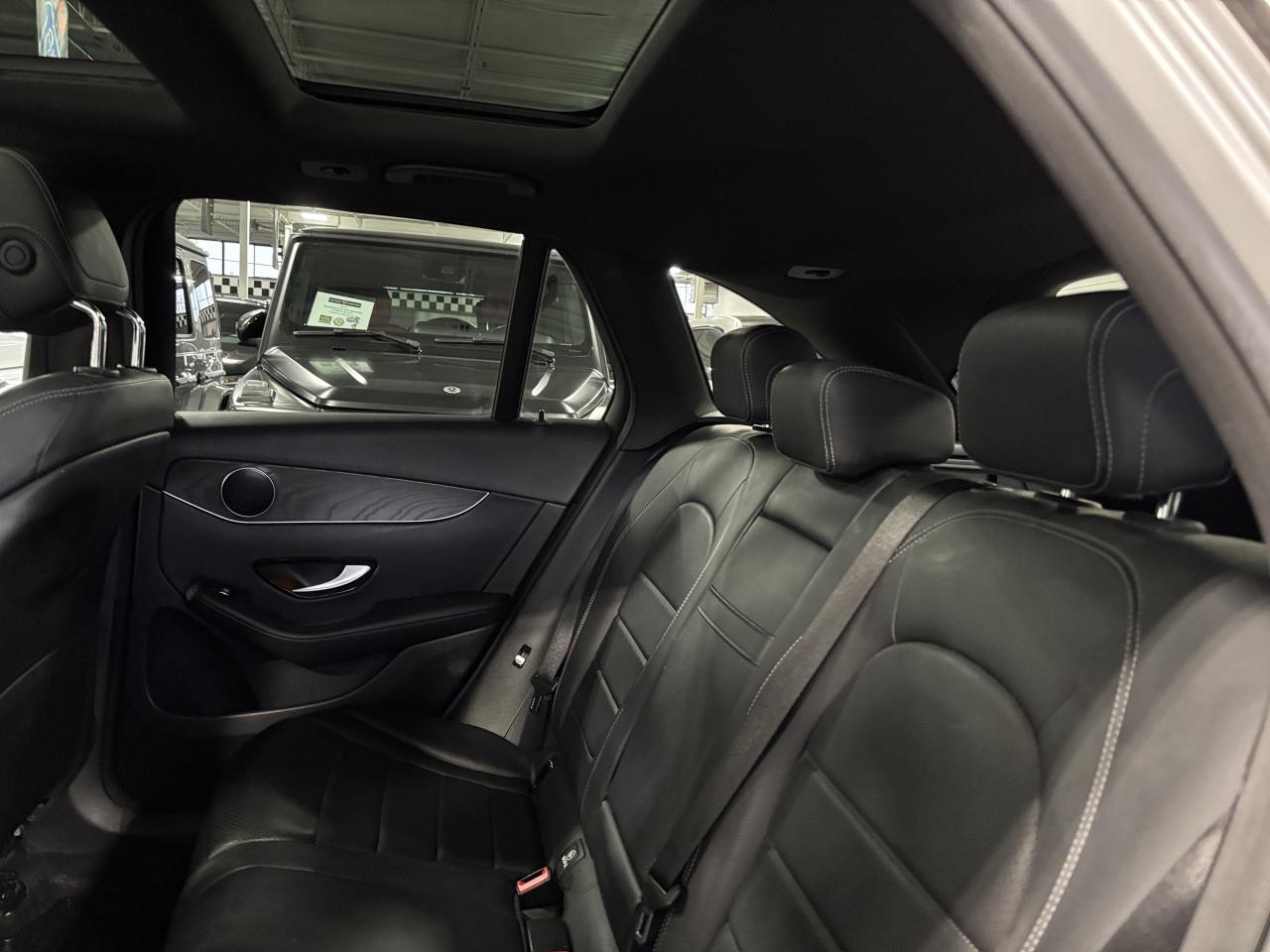 2018 Mercedes-Benz GLC GLC300|4MATIC|NAV|WOOD|LEATHER|LED|DUALROOF|+++ - Photo #10