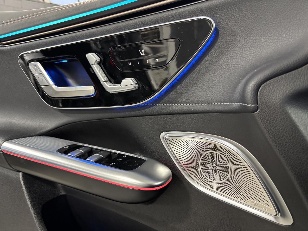 2023 Mercedes-Benz EQE EQE350|4MATIC|SUV|AMGNIGHTPKG|NAV|3DCAM|BURMESTER| Photo