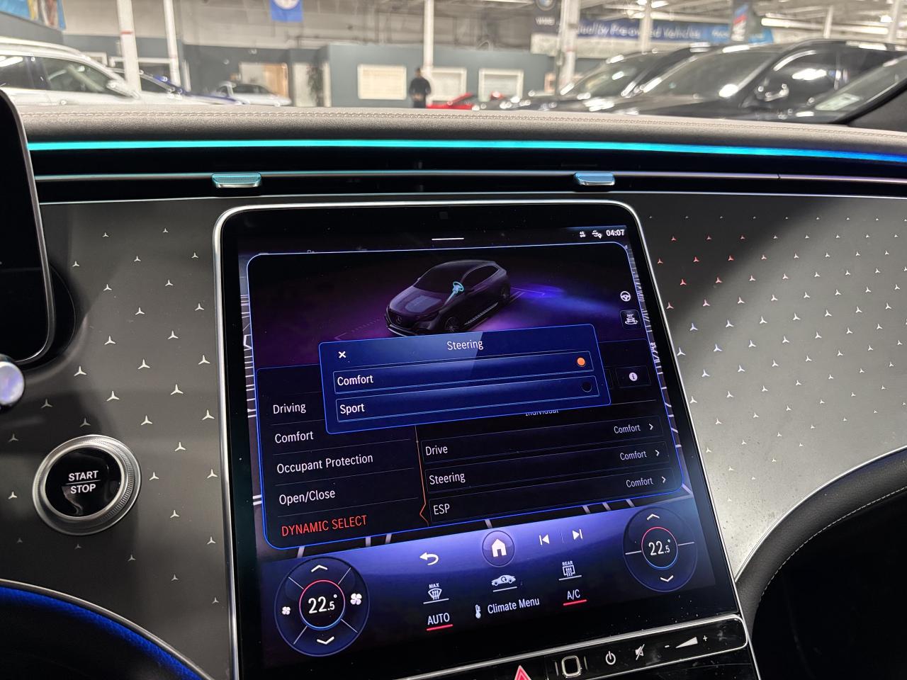 2023 Mercedes-Benz EQE EQE350|4MATIC|SUV|AMGNIGHTPKG|NAV|3DCAM|BURMESTER| Photo