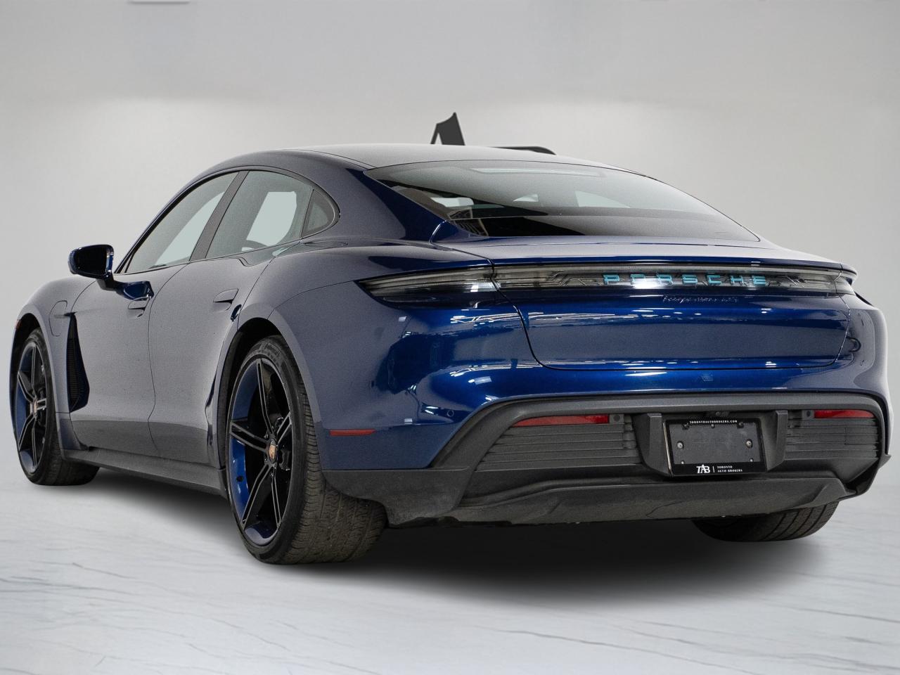 2021 Porsche Taycan 4S | PERFORMANCE PLUS | BOSE | 21 IN Photo4