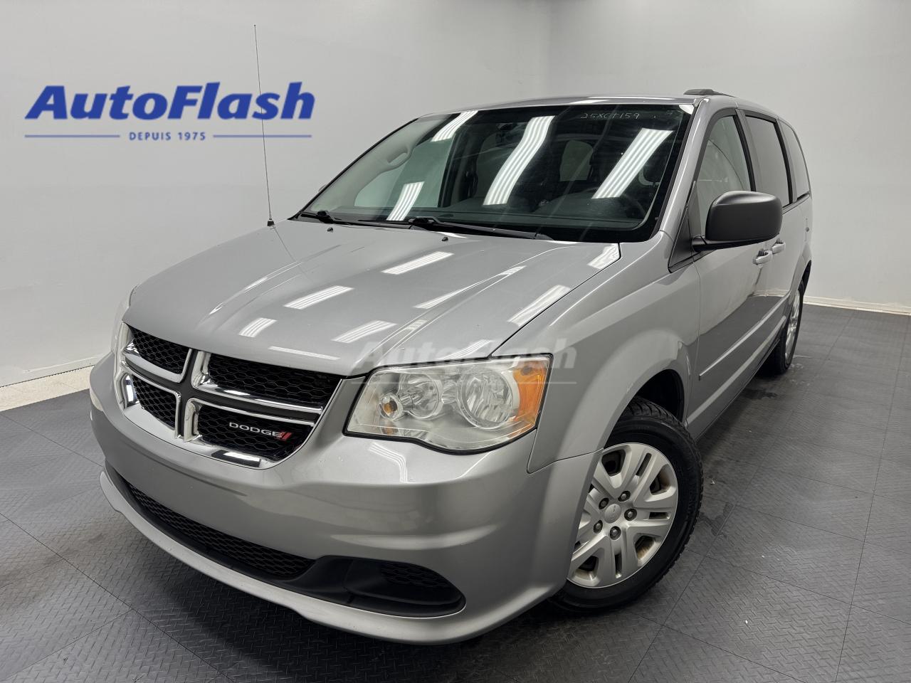 Used 2016 Dodge Grand Caravan SXT, BLUETOOTH, CAMERA, STOW N GO, CRUISE for sale in Saint-Hubert, QC