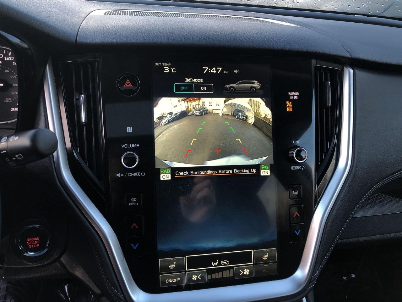 2025 Subaru Outback Touring LIKE NEW!!  EYESIGHT, ROOF, HTD. SEATS, BK Photo