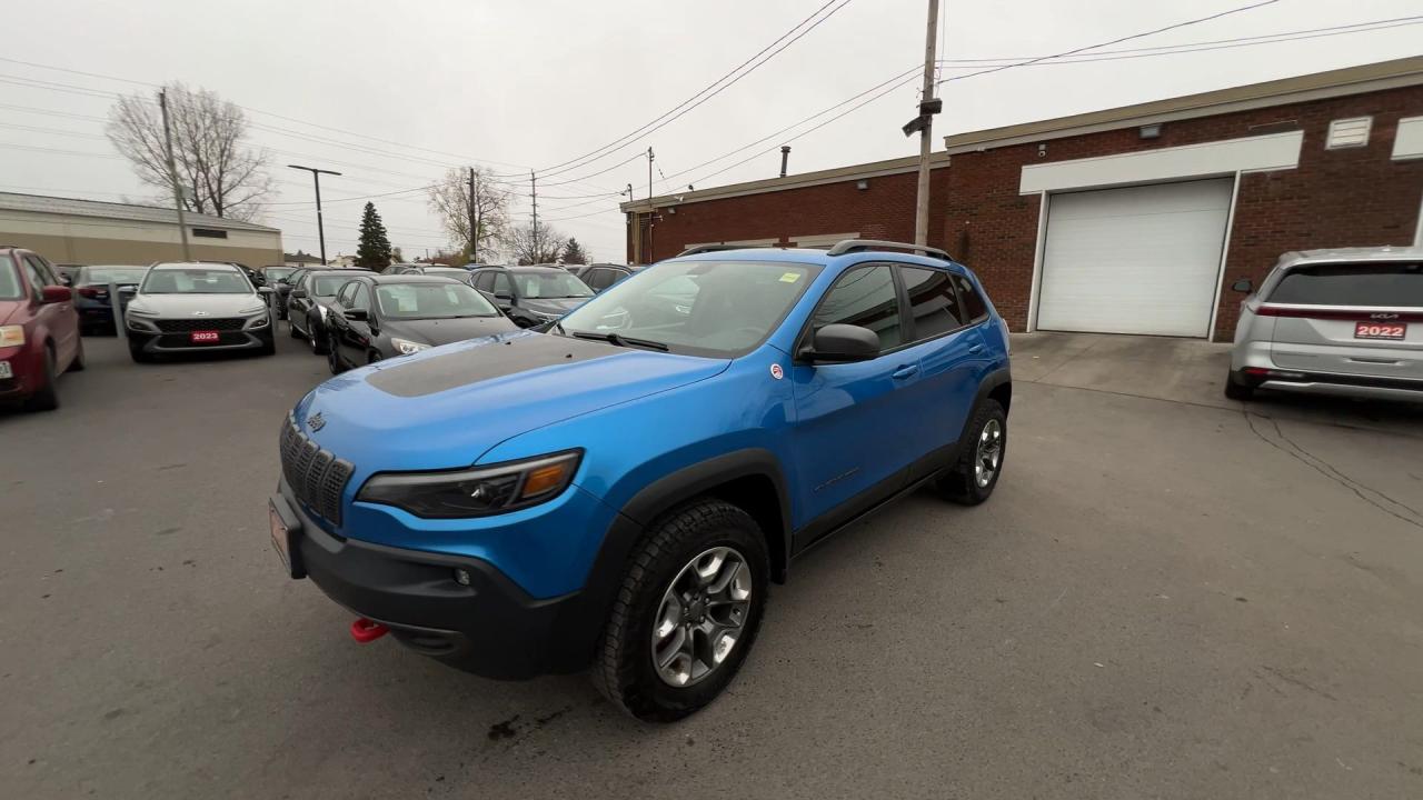 2019 Jeep Cherokee TRAILHAWK ELITE 4X4 | COOLED LEATHER | PANO ROOF Photo3