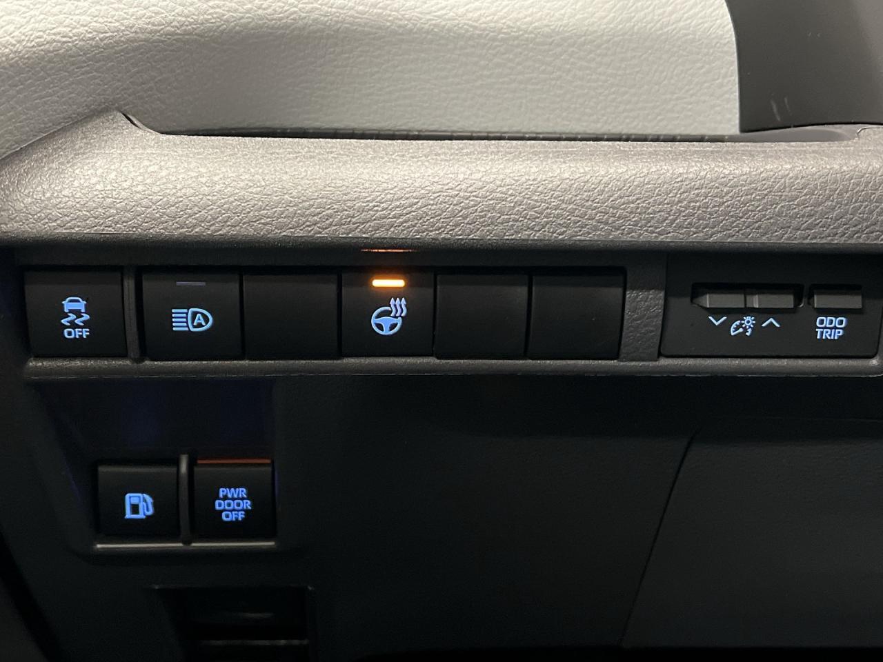 2024 Toyota Sienna XSE HYBRID AWD | 7-PASS | HTD LEATHER | SUNROOF Photo