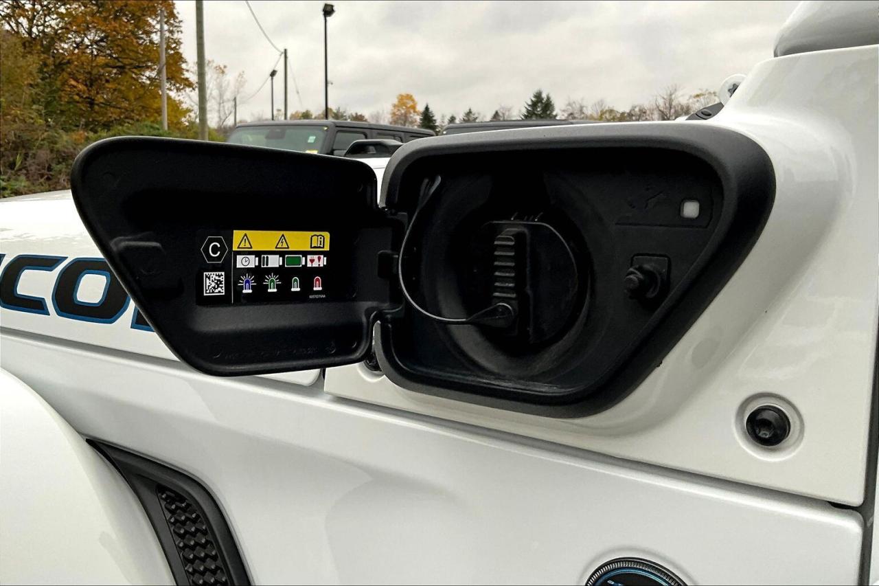 2022 Jeep Wrangler 4xe Rubicon PHEV | Cold Weather | Tow Pkg | 4X4 Photo