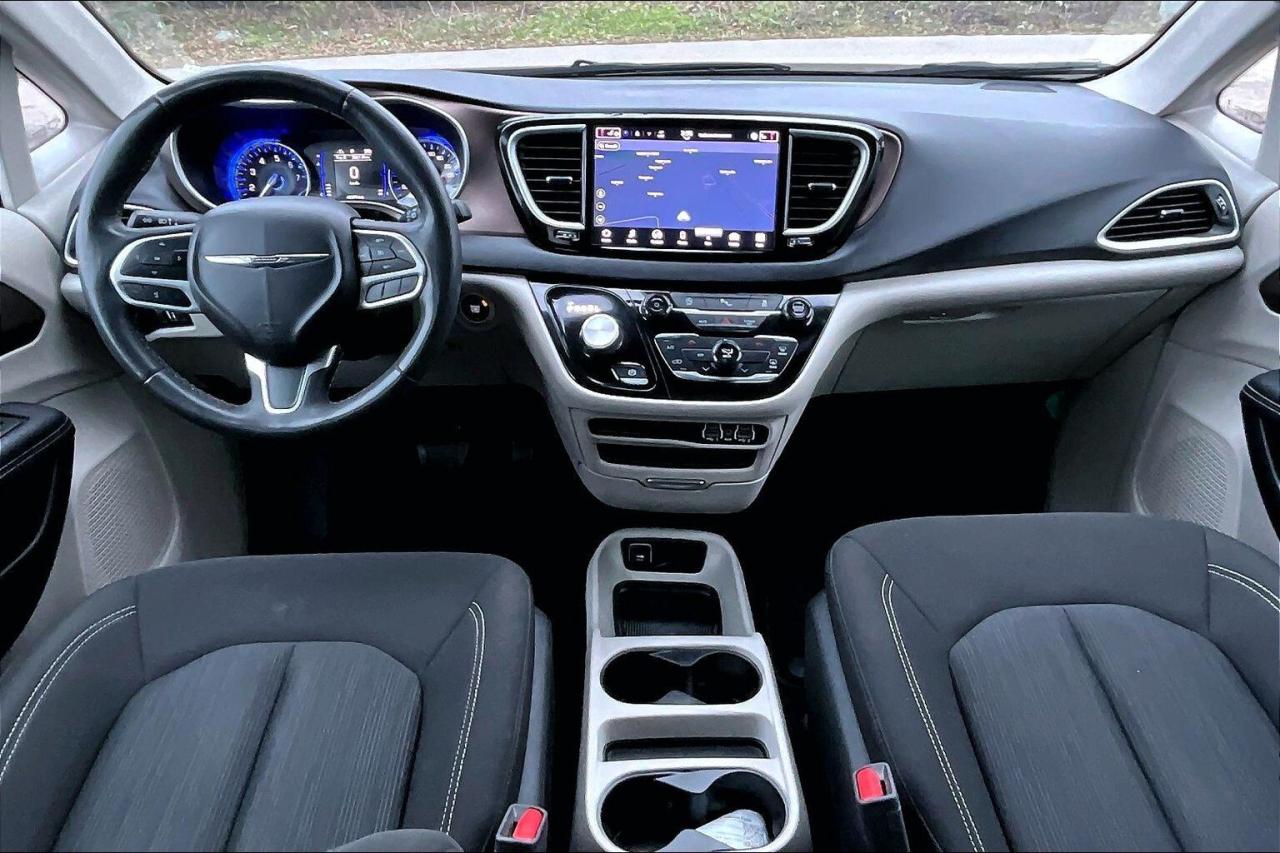 2024 Dodge Grand Caravan SXT | Stow n Go | Heated Seats | SafetyTec | FWD Photo