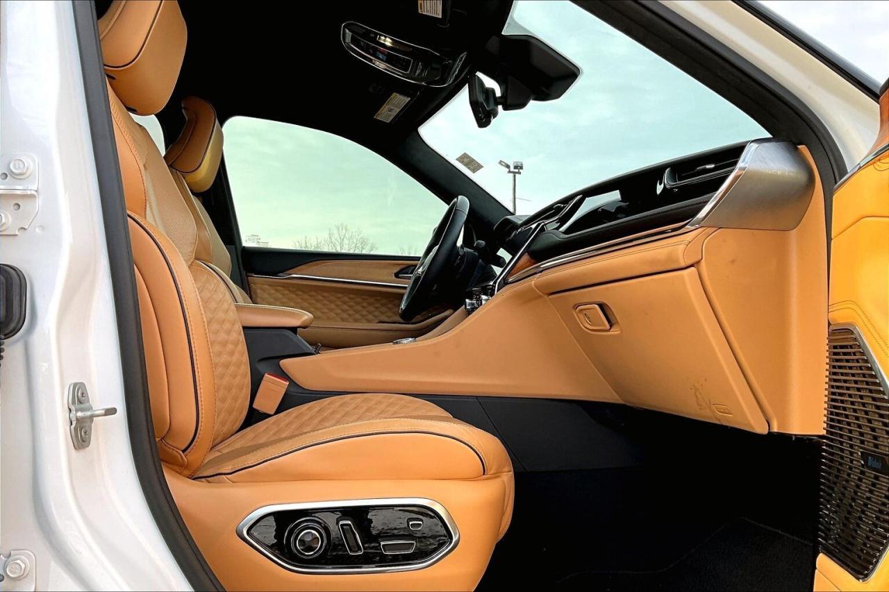 2024 Jeep Grand Cherokee L Summit Reserve High Altitude | LOADED | 4X4 Photo