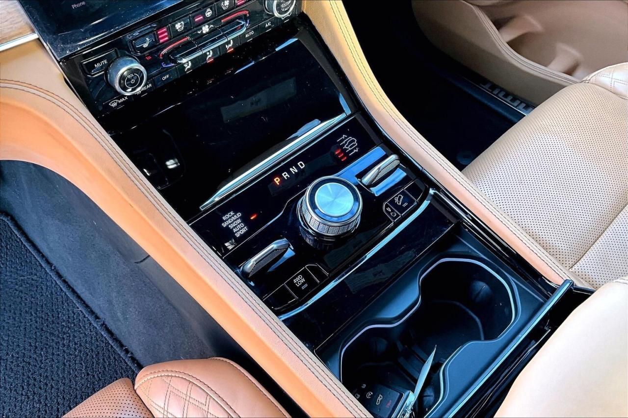 2024 Jeep Grand Cherokee L Summit Reserve High Altitude | LOADED | 4X4 Photo