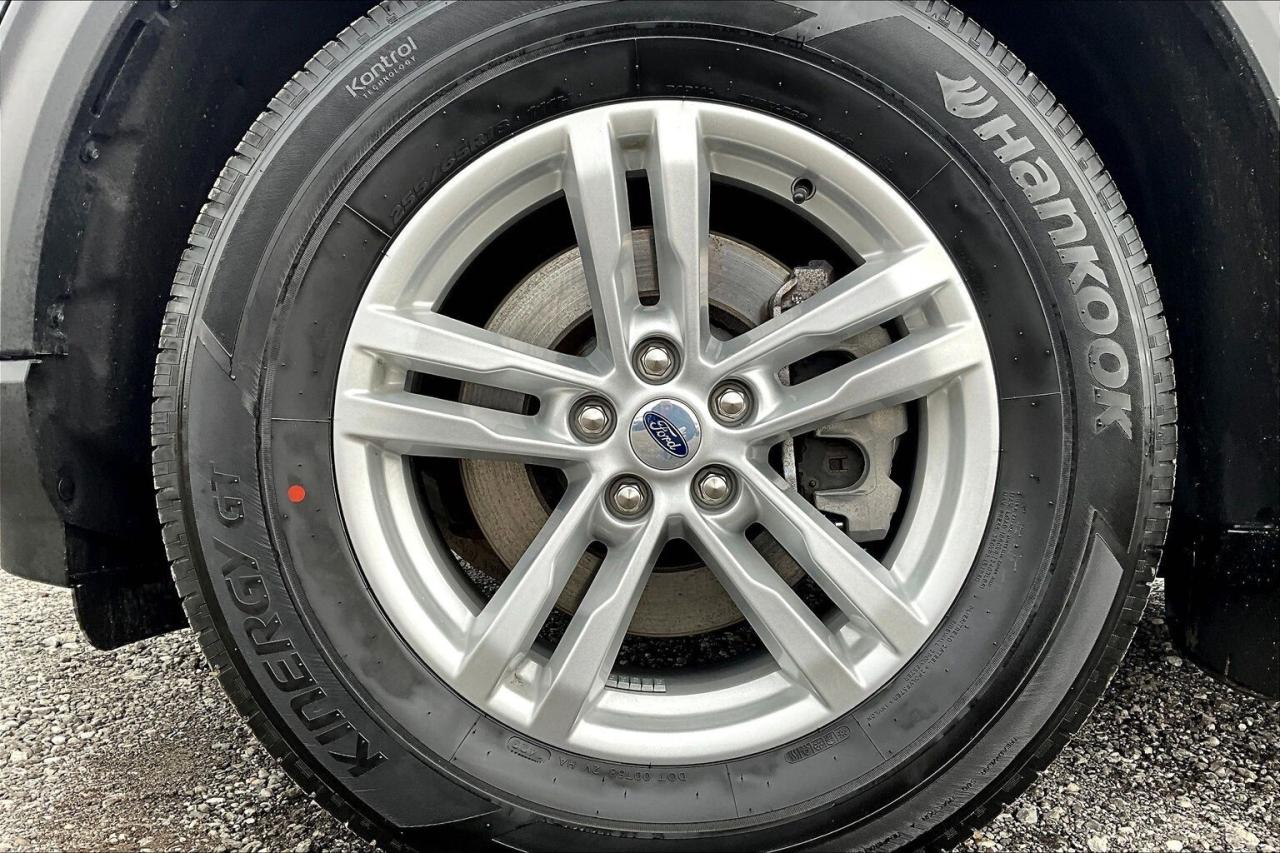 2023 Ford Explorer XLT | 6Seat | Heated Seats | SafetyTech | 4WD Photo