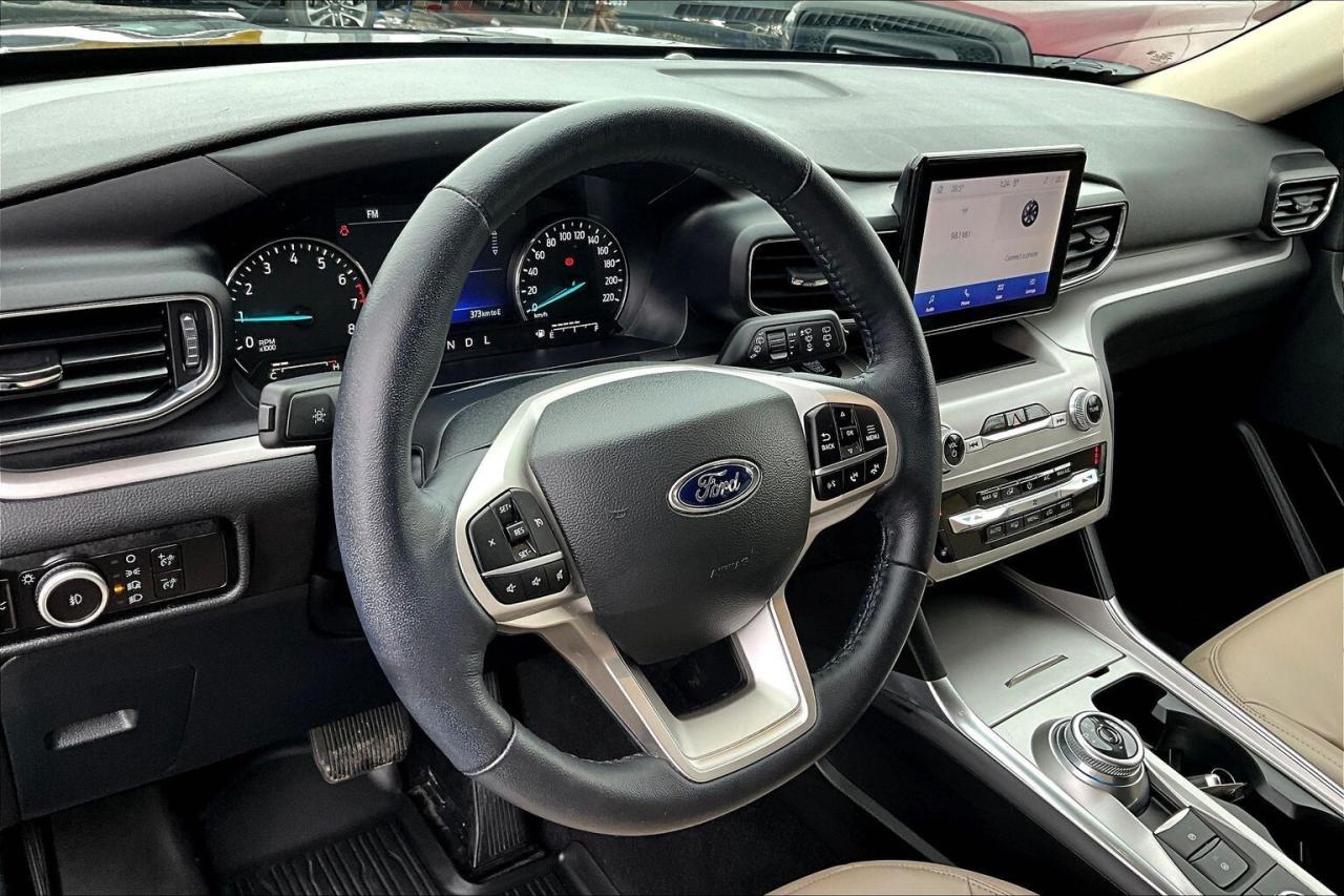 2023 Ford Explorer XLT | 6Seat | Heated Seats | SafetyTech | 4WD Photo