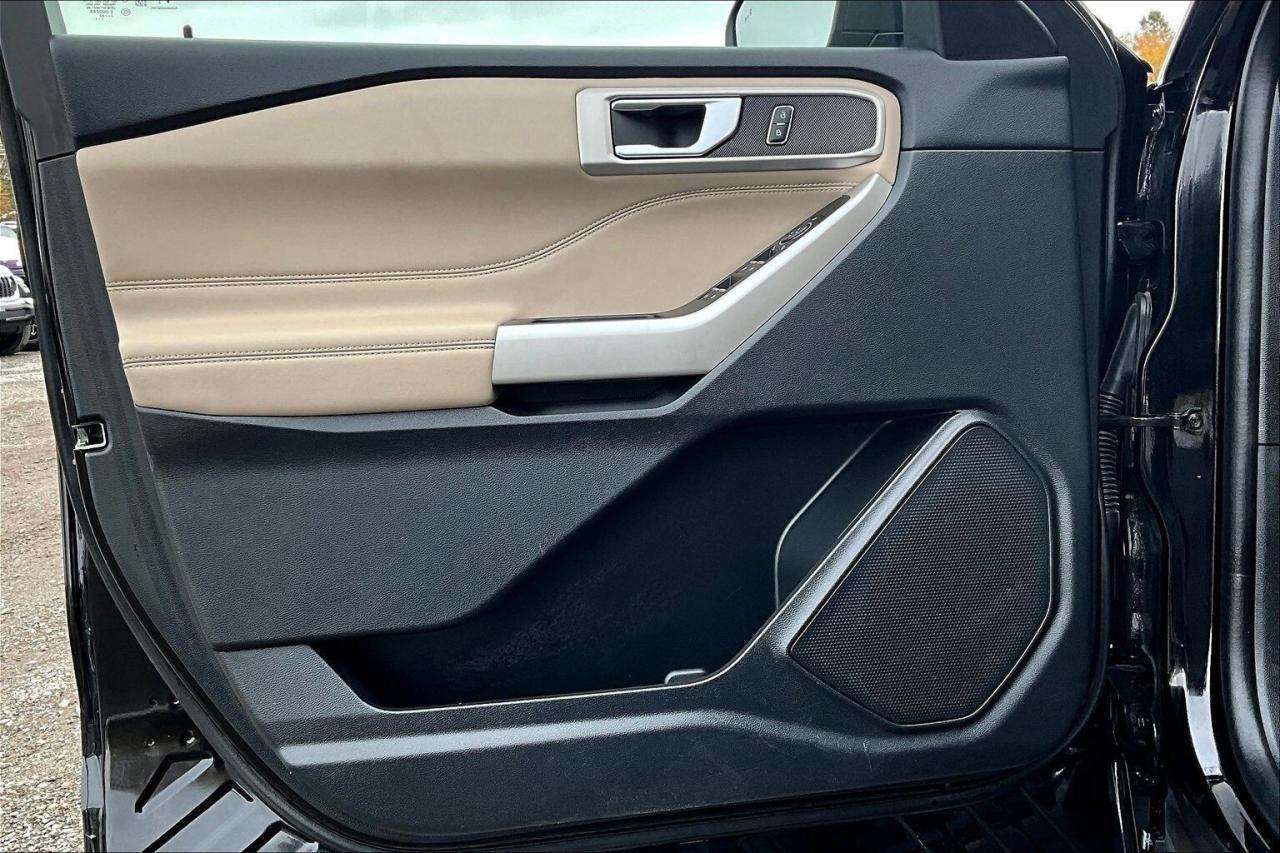 2023 Ford Explorer XLT | 6Seat | Heated Seats | SafetyTech | 4WD Photo
