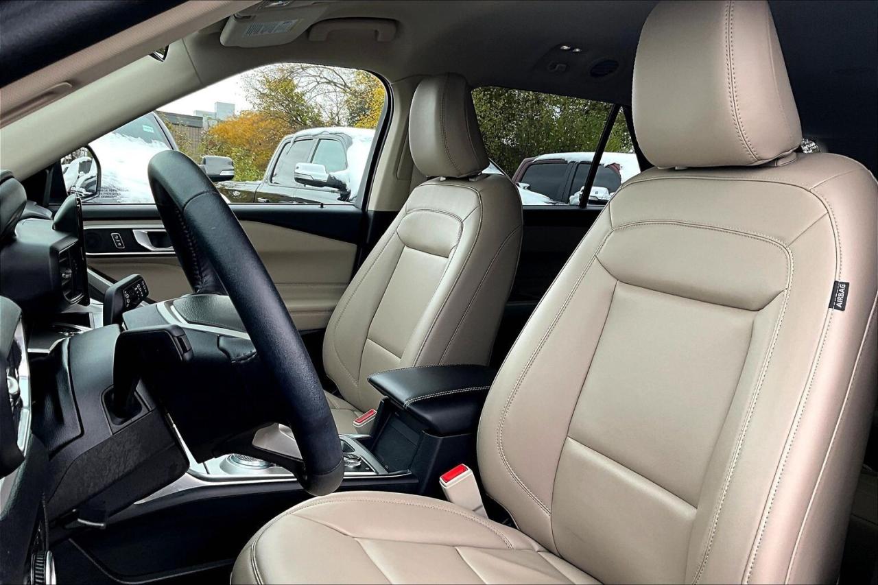 2023 Ford Explorer XLT | 6Seat | Heated Seats | SafetyTech | 4WD Photo