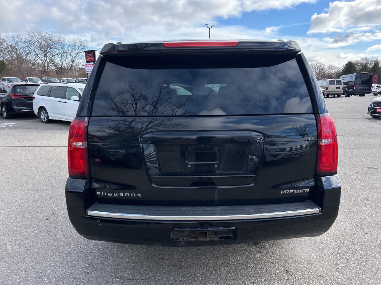 2020 Chevrolet Suburban PREMIER, HEATED/ COOLED LEATHER, SUNROOF! - Photo #7