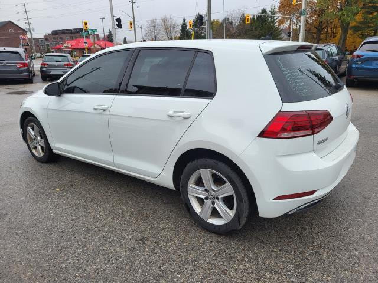 2019 Volkswagen Golf Highline Photo5