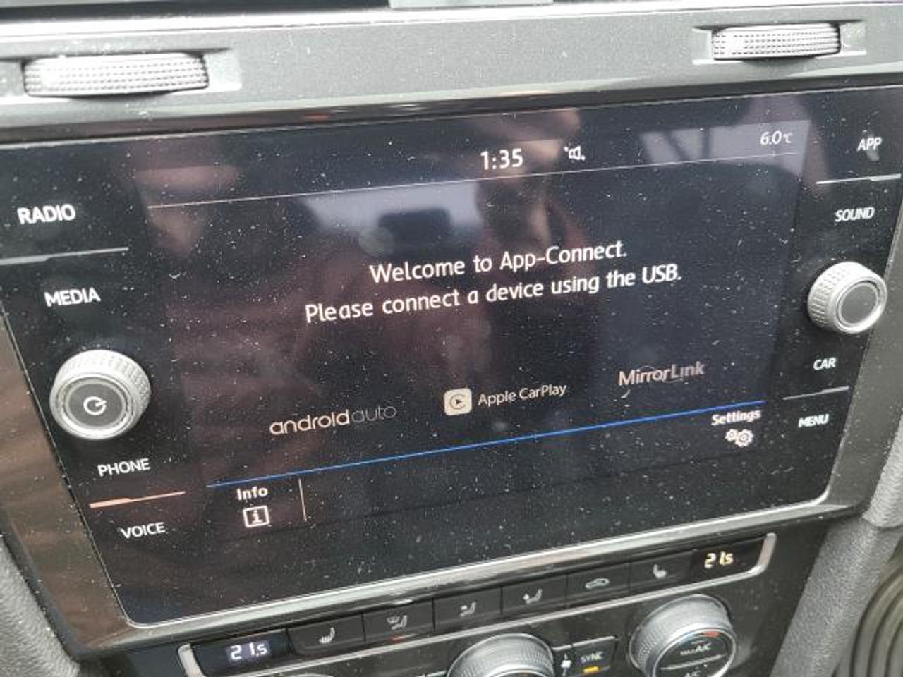 2019 Volkswagen Golf Highline Photo