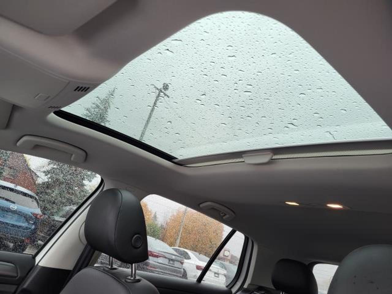 2019 Volkswagen Golf Highline Photo