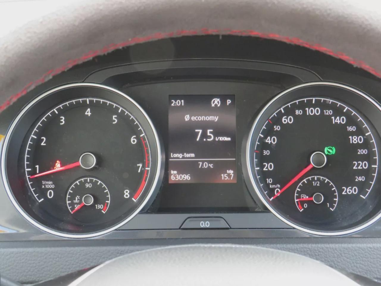 2020 Volkswagen Golf Comfortline (**CLEAN TITLE/NO ACCIDENTS**SAFETY/CERTIFIED**ALLOY RIMS**HEATED SEATS**DIGITAL TOUCHSCREEN**REVERSE CAMERA**STOP AND GO**CRUISE CONTROL**BLUETOOTH**) Photo