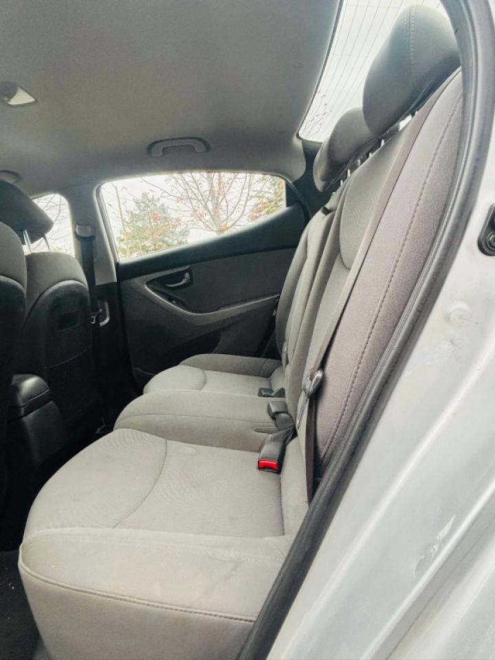 2014 Hyundai Elantra GT 5dr Hatchback Automatic GL Photo