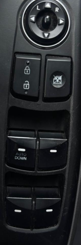 2014 Hyundai Elantra GT 5dr Hatchback Automatic GL Photo