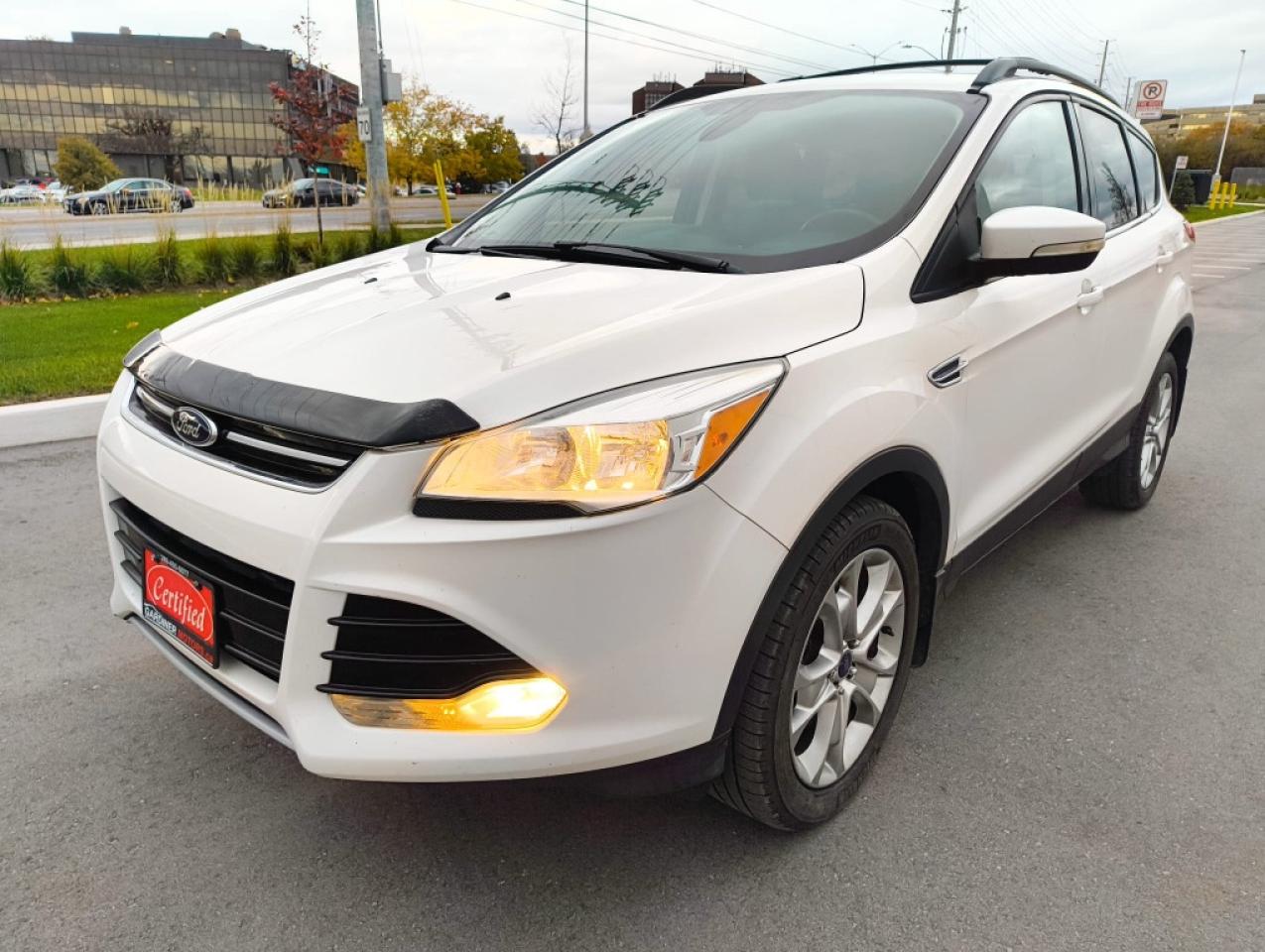 Used 2013 Ford Escape Titanium 4dr 4x4 Automatic for sale in Mississauga, ON