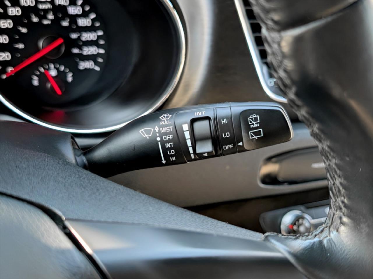 2020 Kia Sedona LX  **8 PASSENGER** Photo