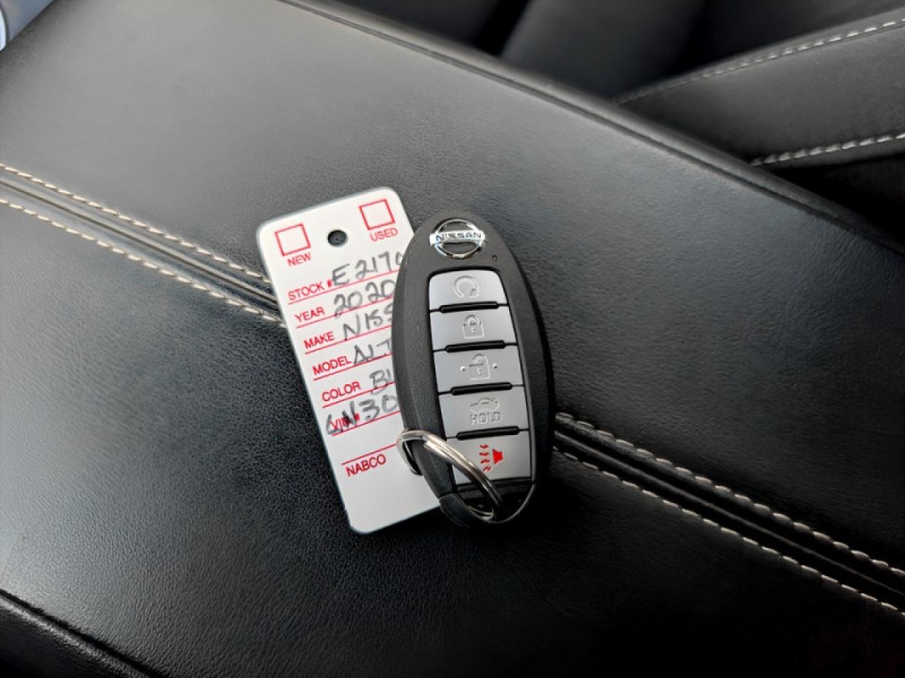 2020 Nissan Altima 2.5 SV  **AWD - 15 SERVICE RECORDS** Photo