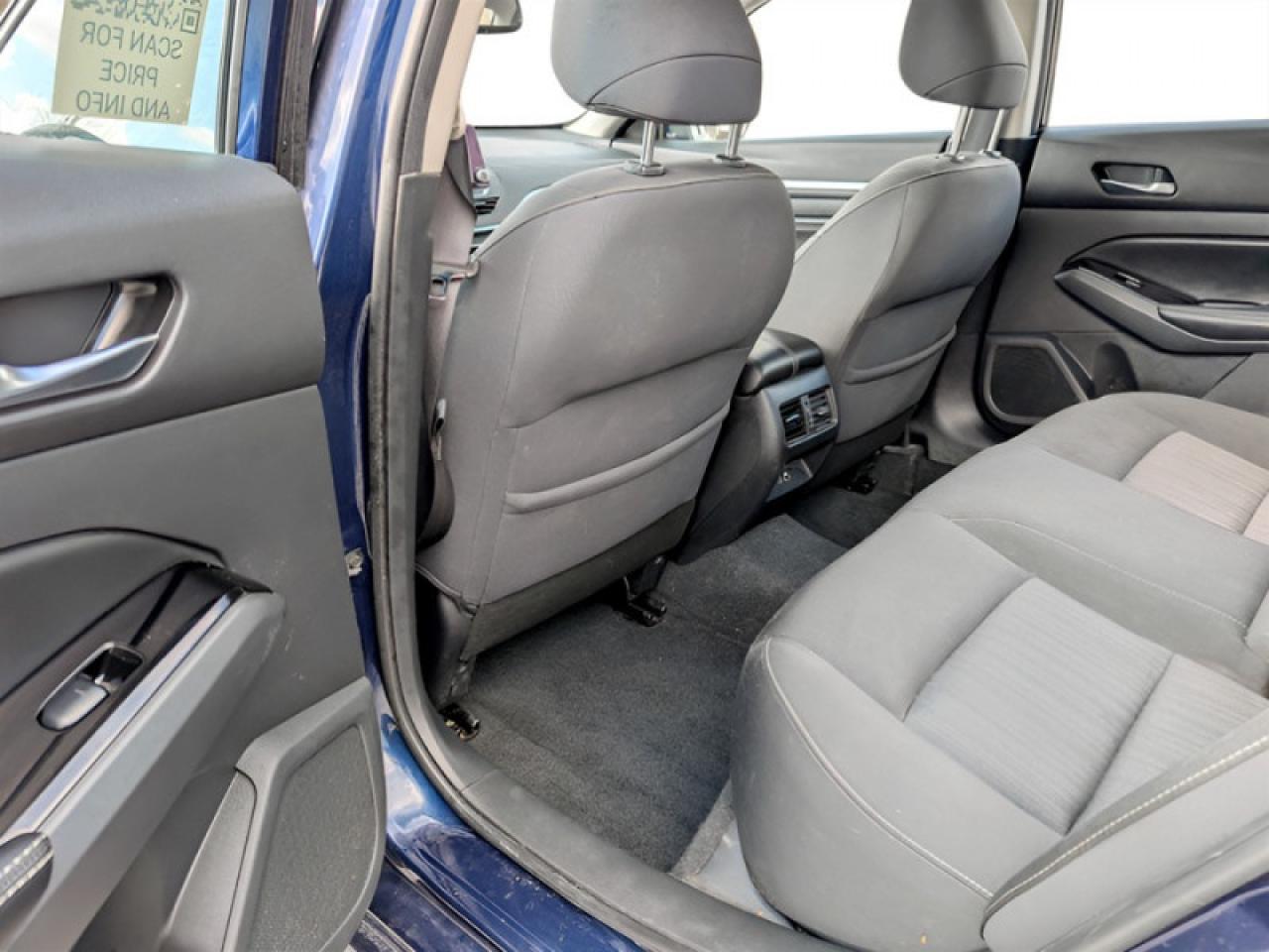 2020 Nissan Altima 2.5 SV  **AWD - 15 SERVICE RECORDS** Photo