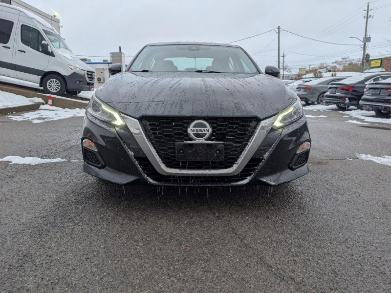 2021 Nissan Altima 2.5 SE  **16 SERVICE RECORDS** Photo