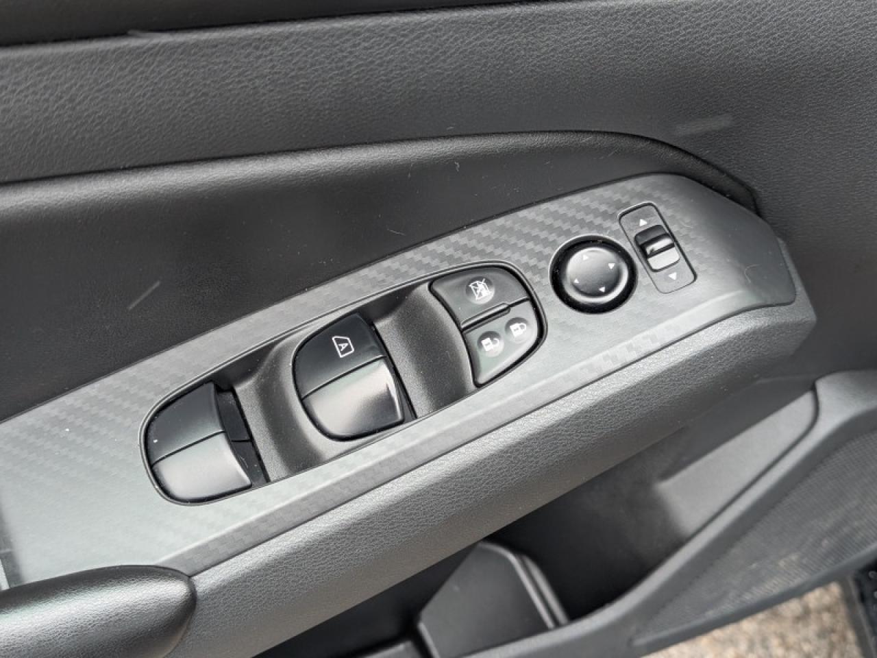 2021 Nissan Altima 2.5 SE  **16 SERVICE RECORDS** Photo