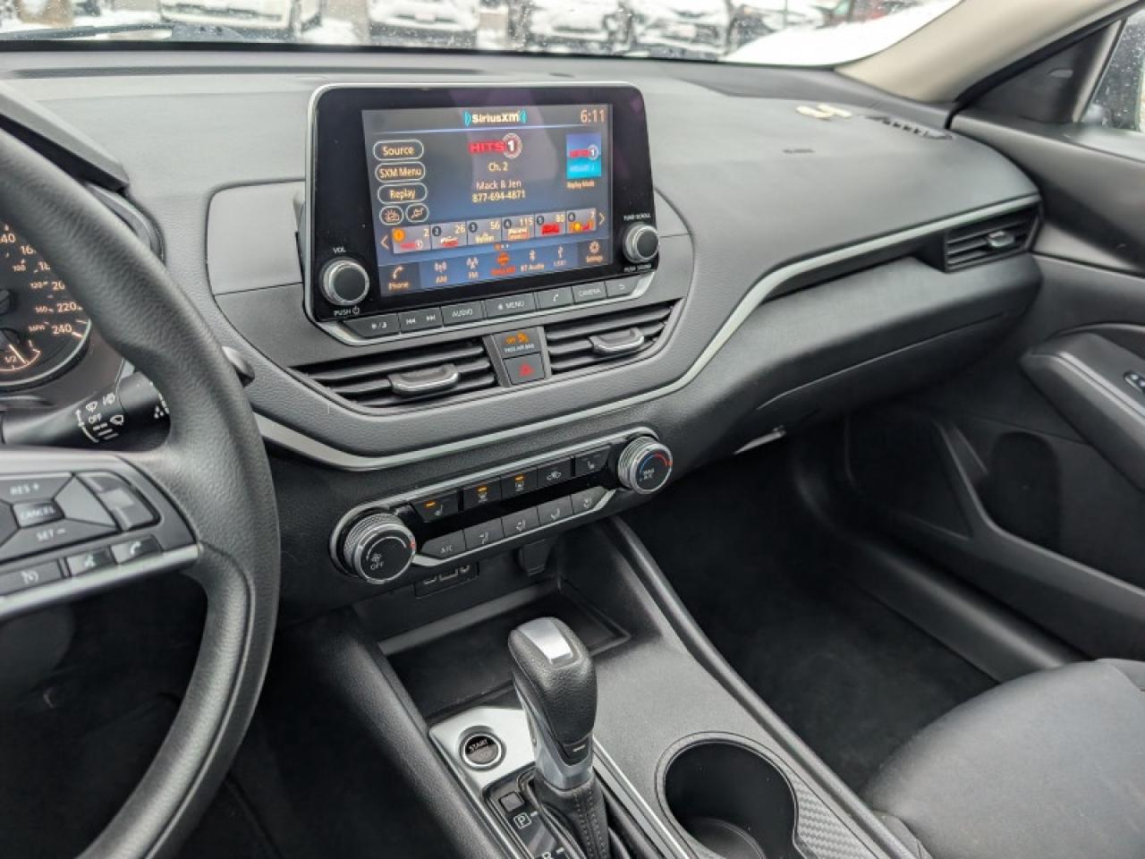 2021 Nissan Altima 2.5 SE  **16 SERVICE RECORDS** Photo