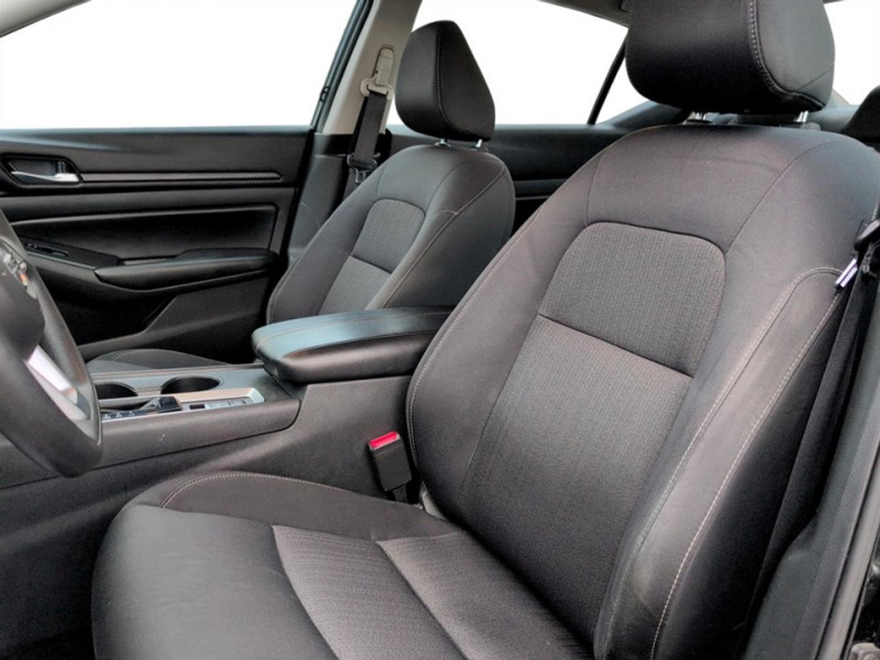 2021 Nissan Altima 2.5 SE  **16 SERVICE RECORDS** Photo