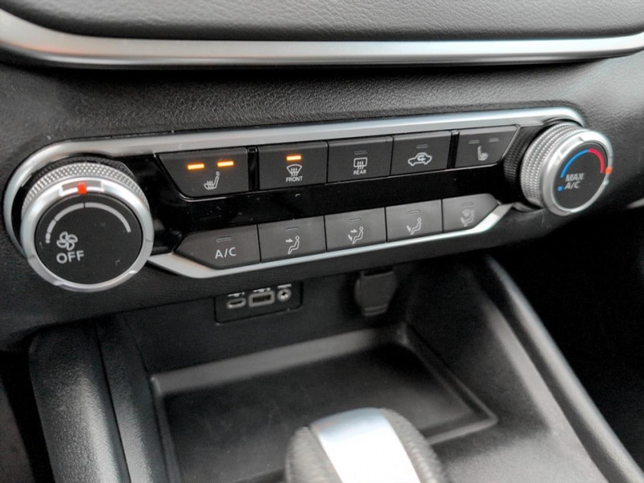 2021 Nissan Altima 2.5 SE  **16 SERVICE RECORDS** Photo