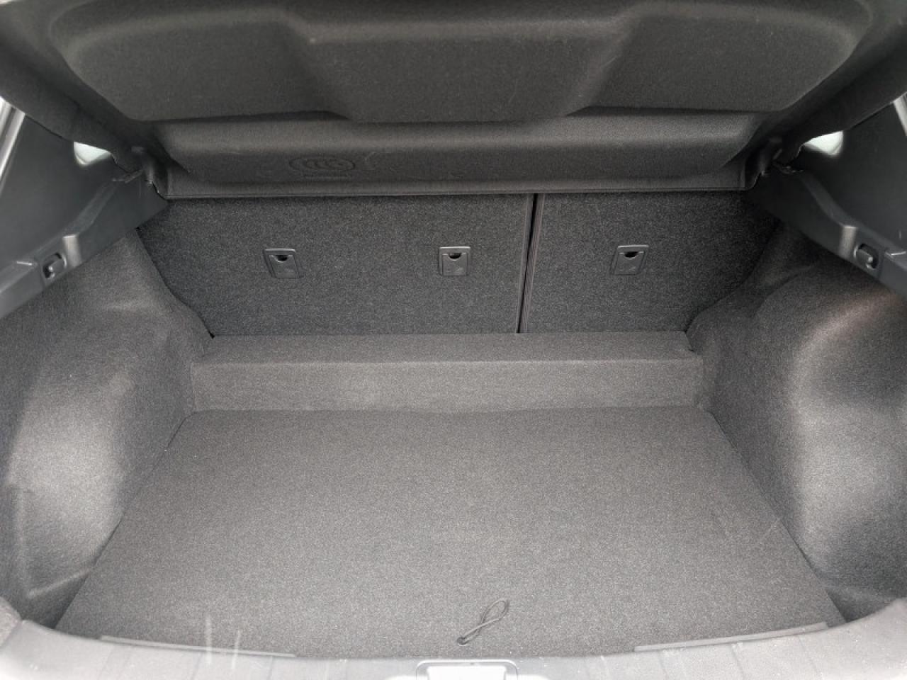 2018 Nissan Qashqai S  **LOW KMS - 20 SERVICE RECORDS** Photo