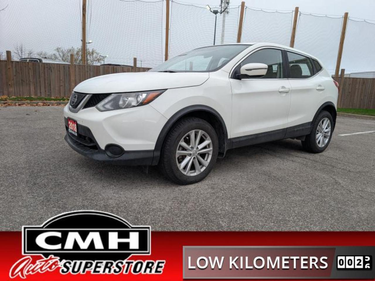 Used 2018 Nissan Qashqai S  **LOW KMS - 20 SERVICE RECORDS** for sale in St. Catharines, ON