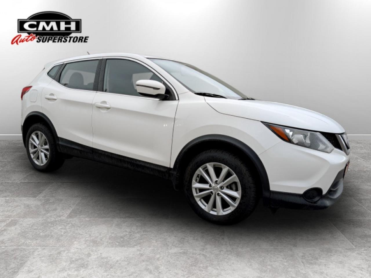 2018 Nissan Qashqai S  **LOW KMS - 20 SERVICE RECORDS** Photo