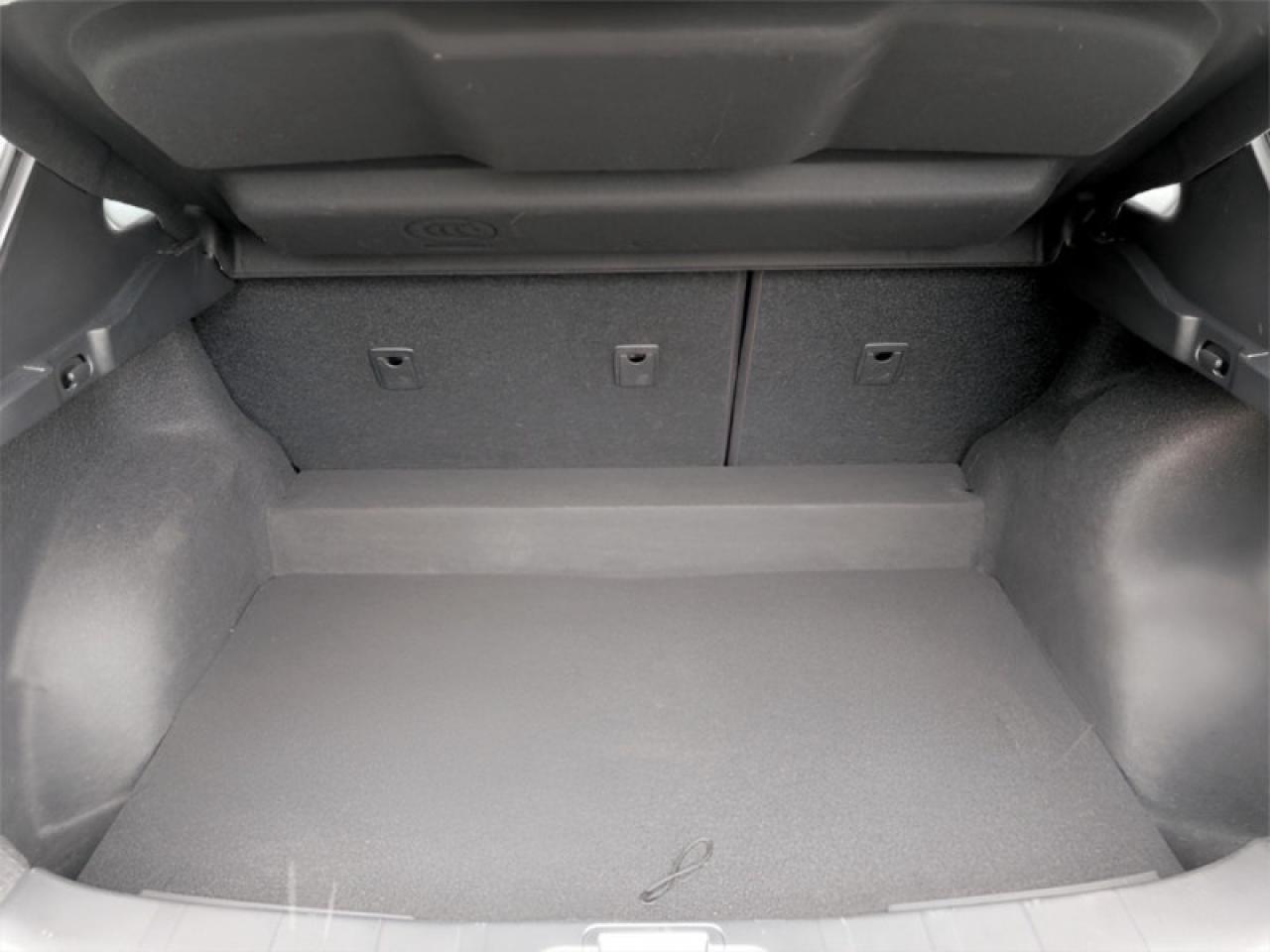 2018 Nissan Qashqai S  **LOW KMS - 20 SERVICE RECORDS** Photo