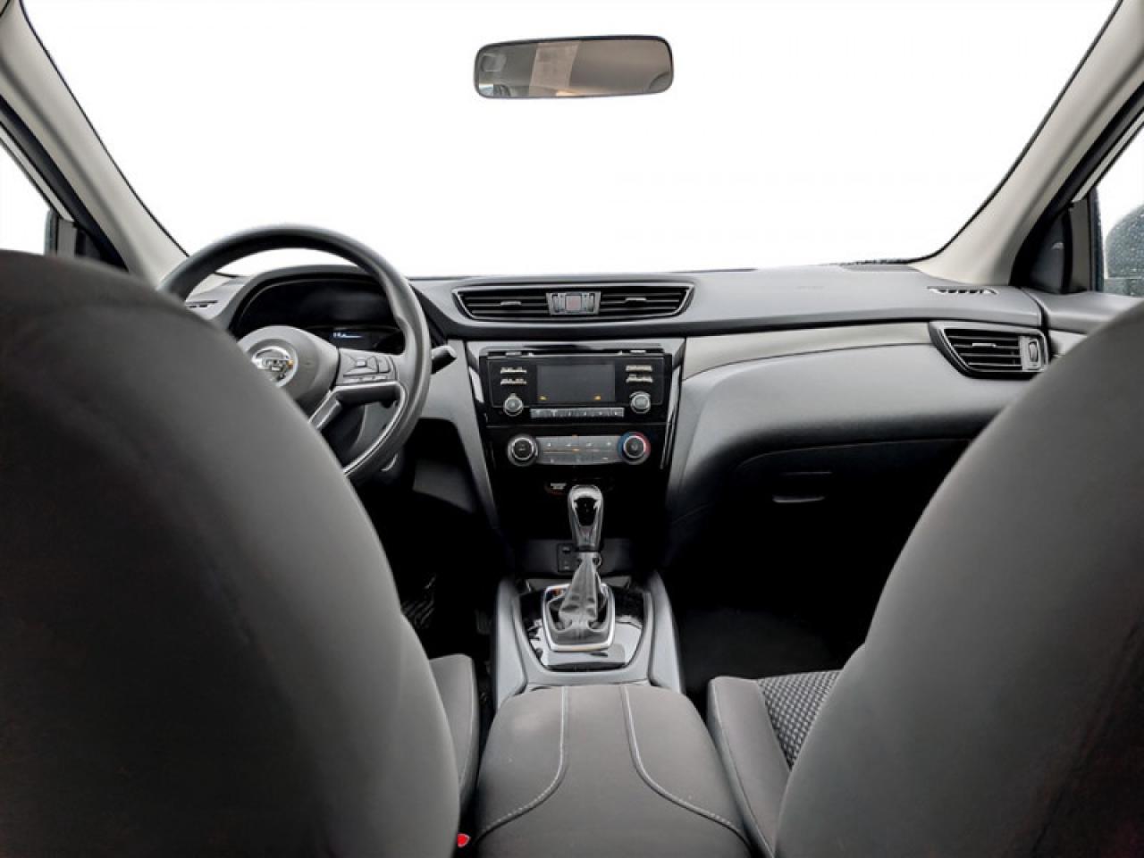 2018 Nissan Qashqai S  **LOW KMS - 20 SERVICE RECORDS** Photo