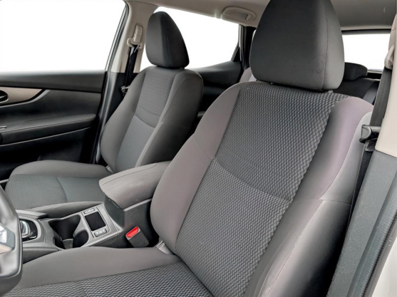 2018 Nissan Qashqai S  **LOW KMS - 20 SERVICE RECORDS** Photo