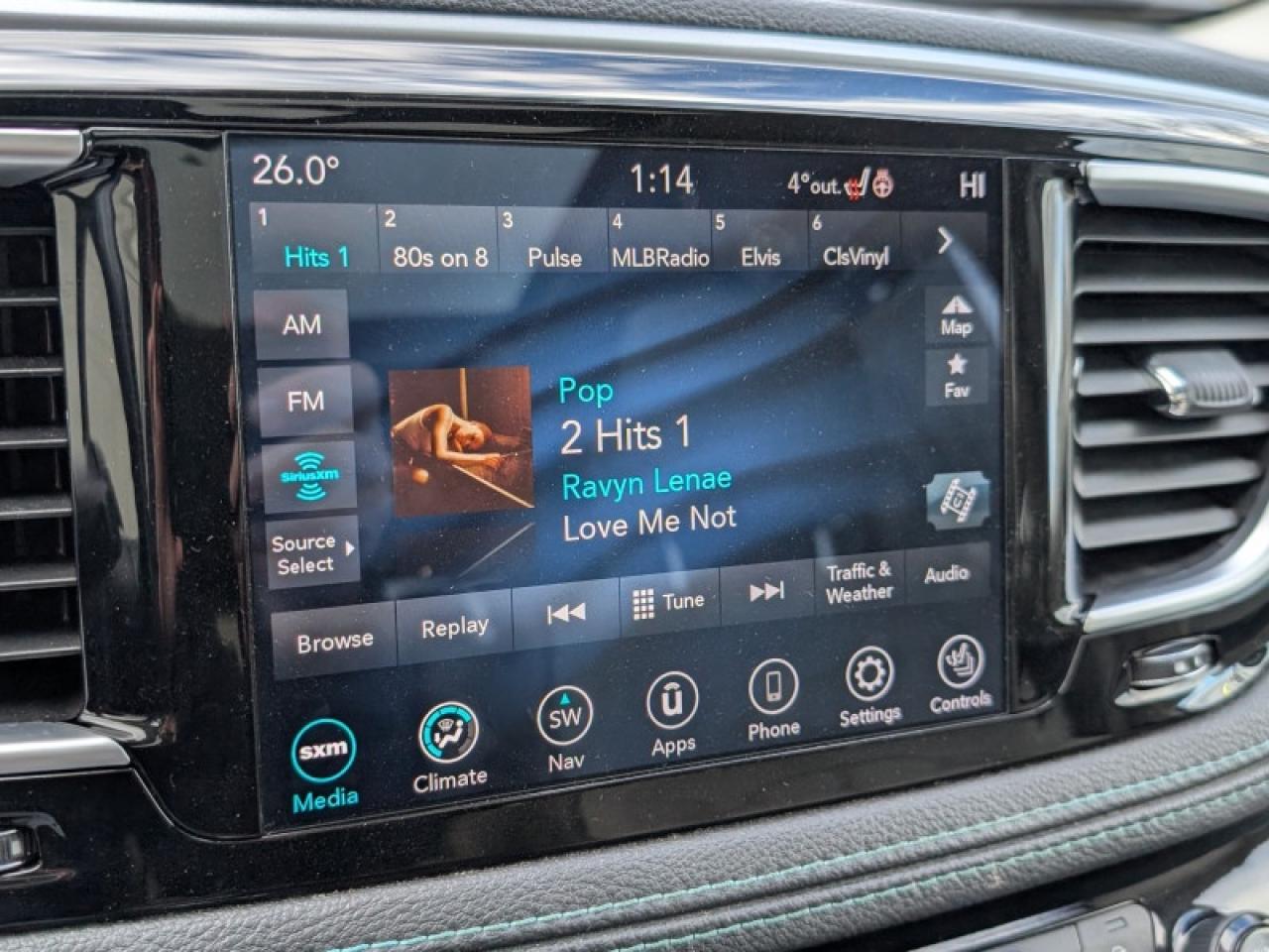 2020 Chrysler Pacifica Hybrid Limited  **32 SERVICE RECORDS** Photo