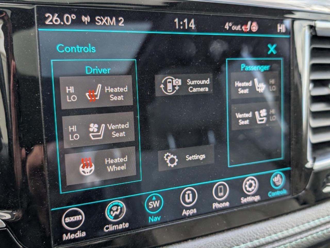 2020 Chrysler Pacifica Hybrid Limited  **32 SERVICE RECORDS** Photo
